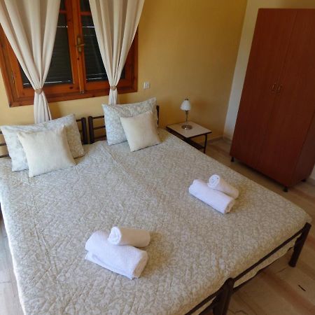 Ipsos Marias Apartments Екстер'єр фото