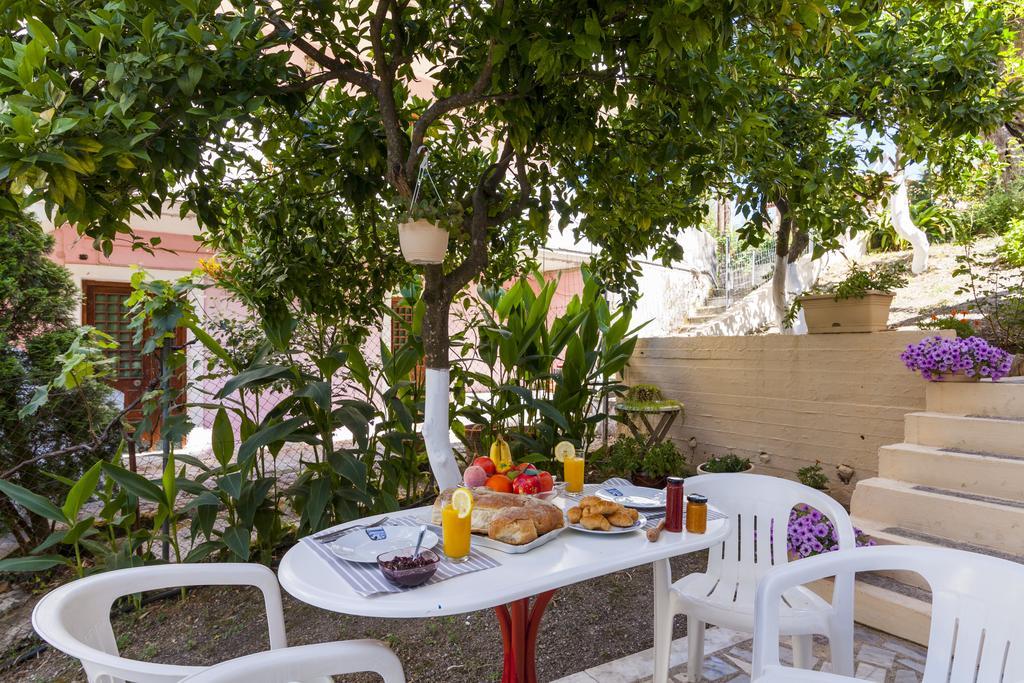 Ipsos Marias Apartments Екстер'єр фото